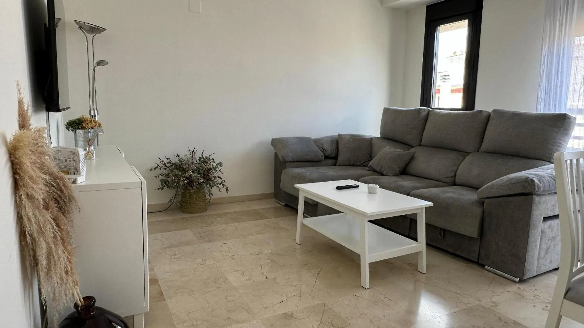 Apartamento Centrico Con Terraza Y Parking Gratuito Cordoba Spain