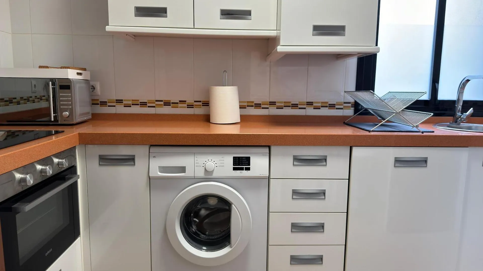 Apartamento Centrico Con Terraza Y Parking Gratuito Córdoba 0*,  España