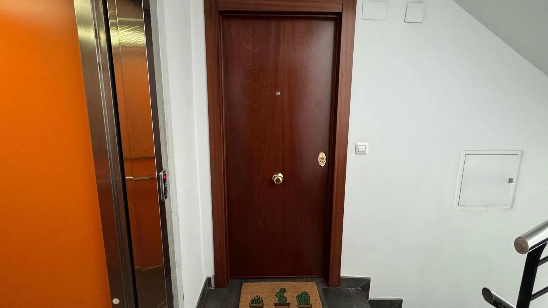 Apartamento Centrico Con Terraza Y Parking Gratuito Córdoba 0*,